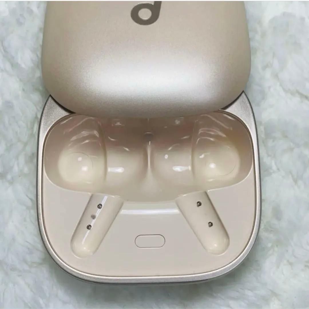 美品 soundcore Liberty5 シャンパンゴールド 充電ケース 1 - メルカリ