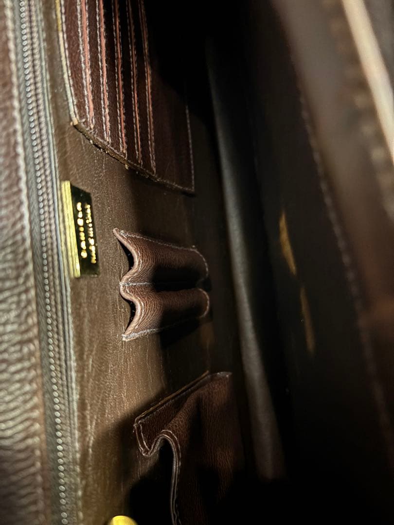 超激安一生物早い者勝ち激レア最終未使用希少ラグジュアリー本クロコダラスバッグ