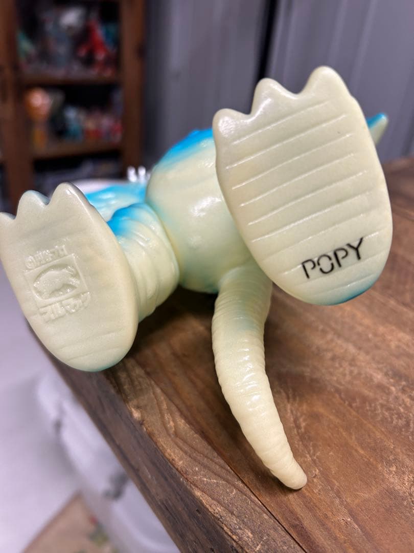 激レア】ブルマァク ペギラ フィギュア ソフビ ウルトラQ 蓄光 - メルカリ