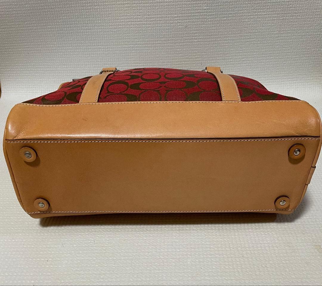 COACH フラワーパターン ハンドバッグ