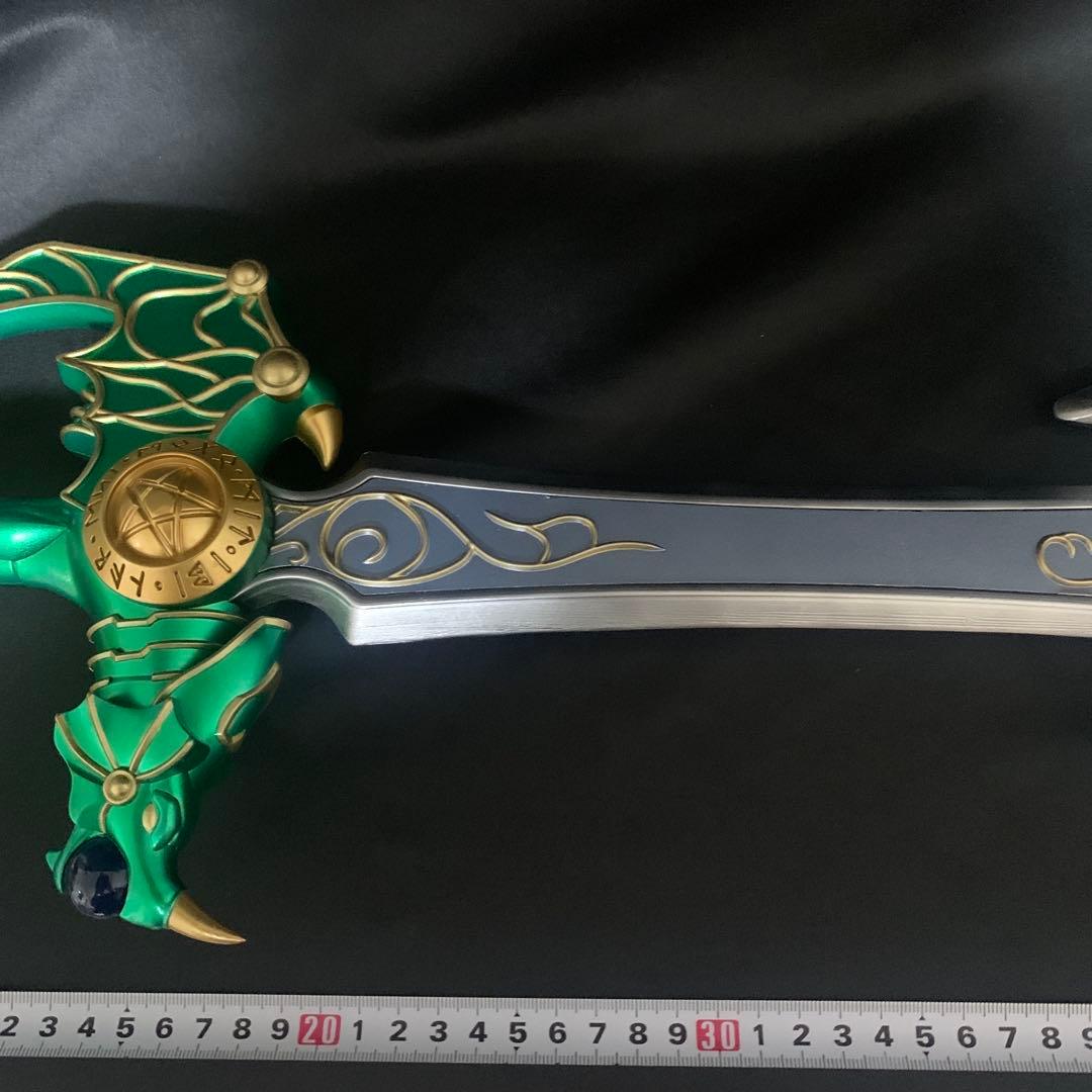ドラゴンクエスト ロトの剣ロトの盾天空の剣リペイント - メルカリ