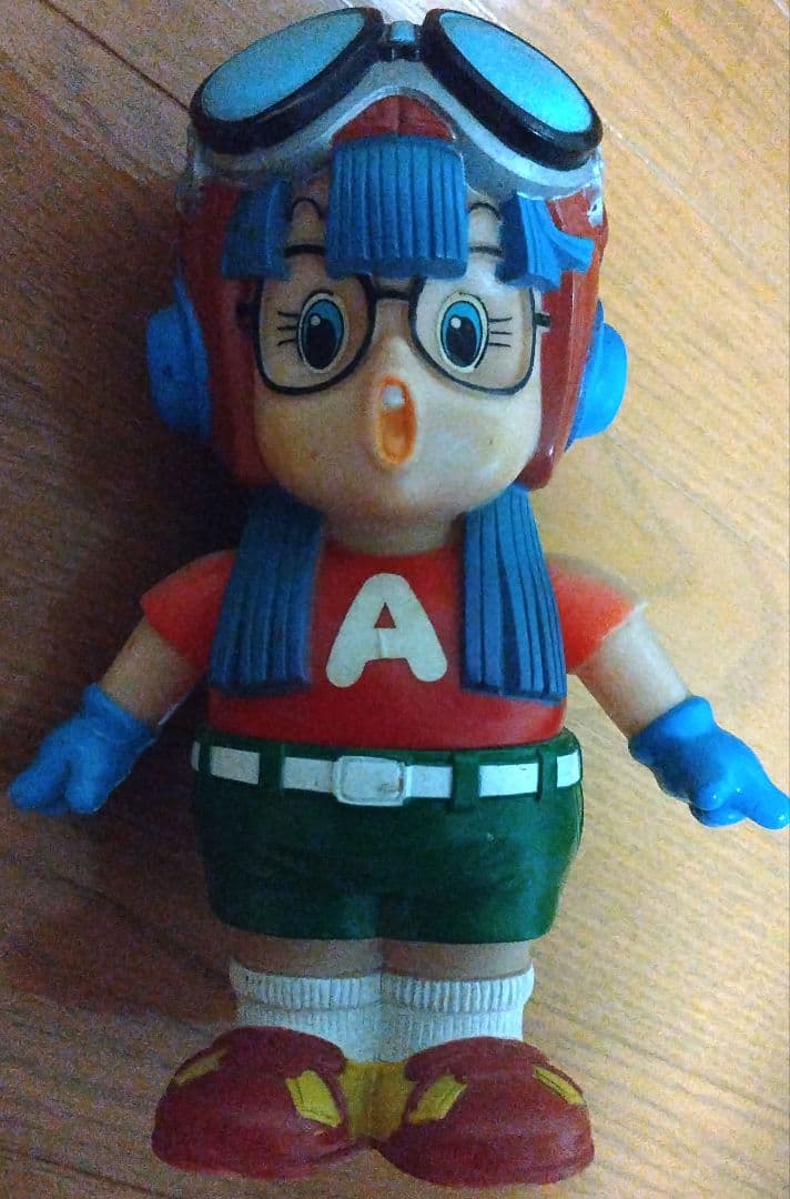 Dr.スランプ アラレちゃん ソフビ製貯金箱 鳥山明 - メルカリ