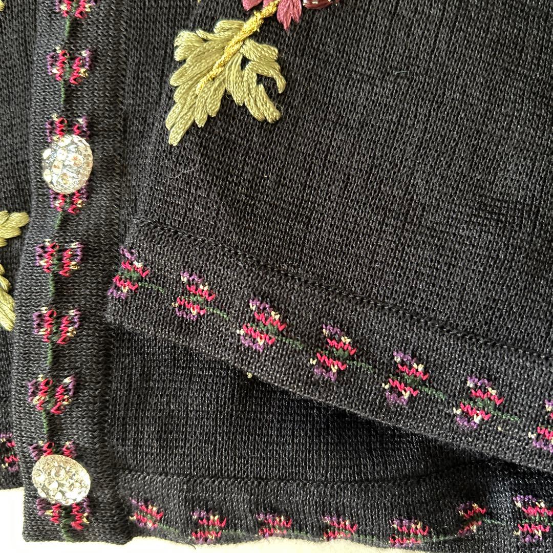 ATELIER SAGAN刺繍入りカーディガン 黒 アトリエサガンL 麻100 - メルカリ