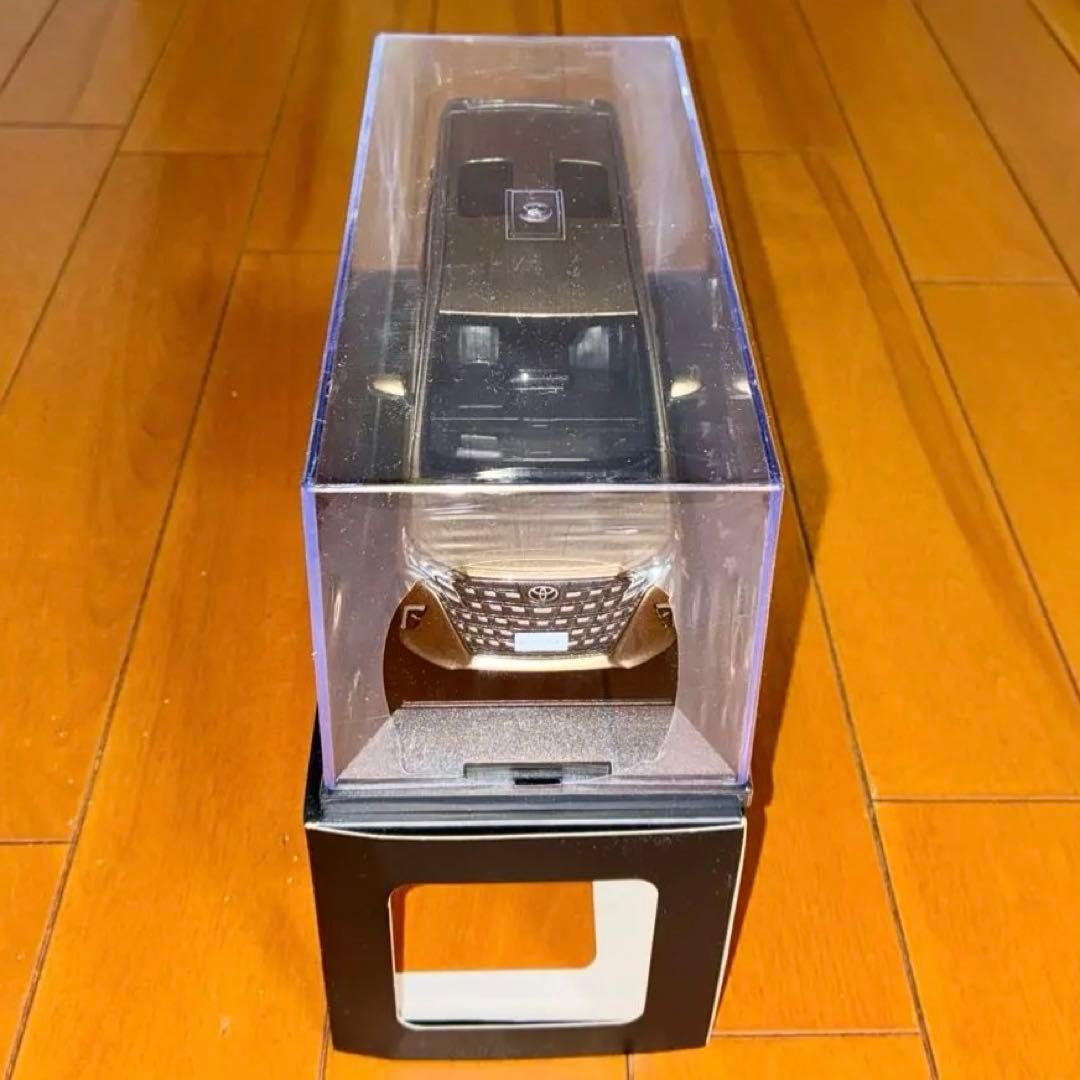 非売品】新型アルファード （40系） プレシャスレオブロンド ケース付