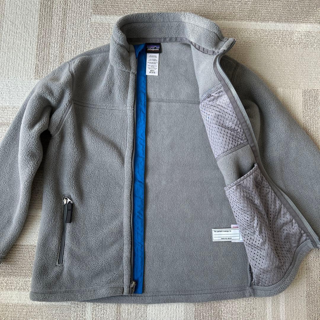 patagoniaパタゴニア フリースジャケット ボーイズXS 5-6歳 グレー