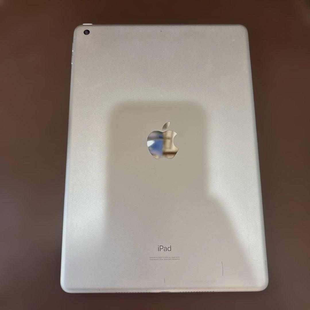 Apple iPad第7世代32G 本体 美品 - メルカリ