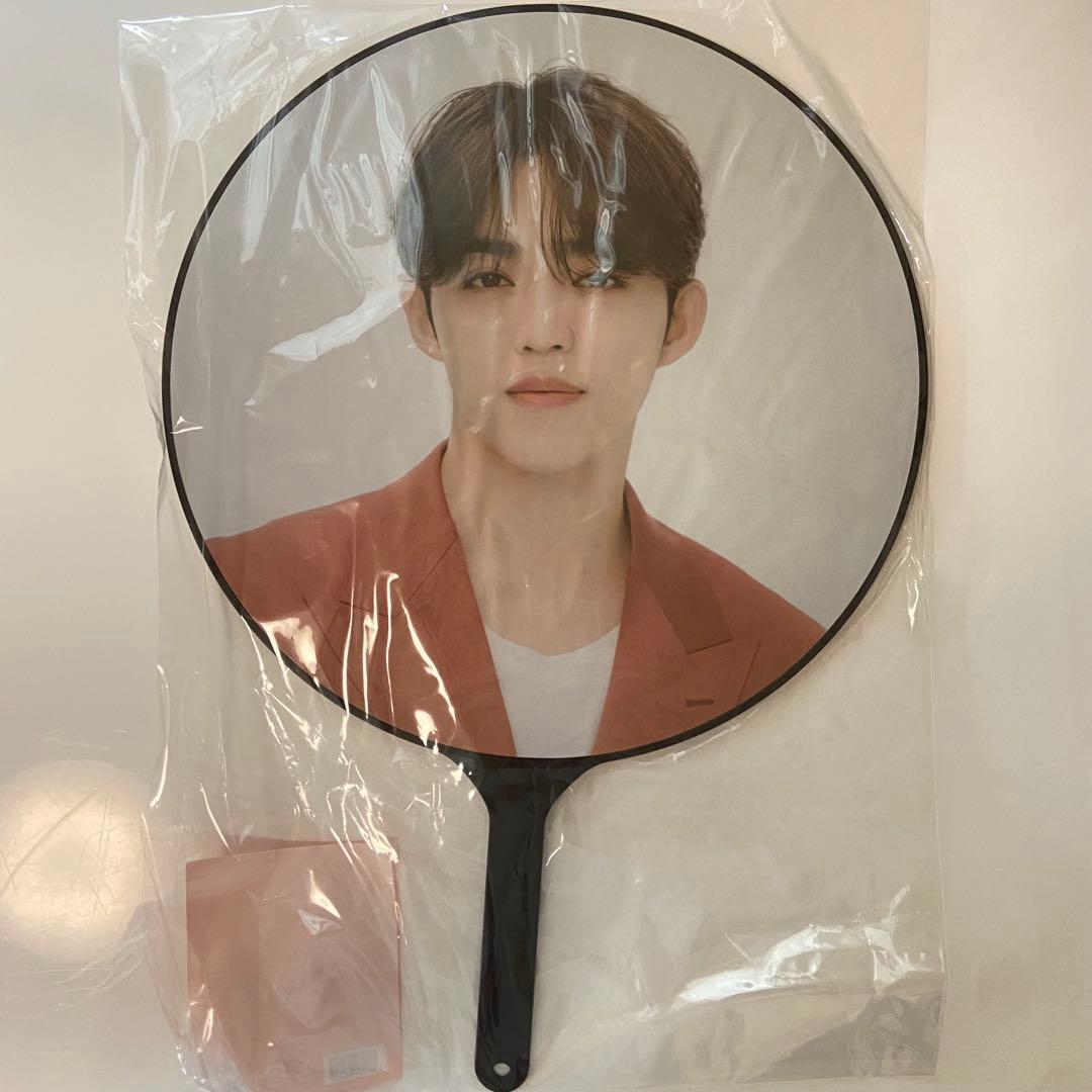 エスクプス うちわ 【BE THE SUN】即購入OK!SEVENTEEN - メルカリ