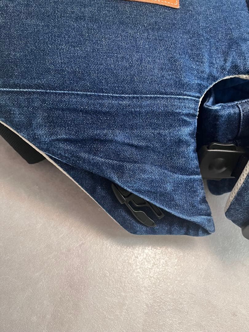 CUSE BERRY ZERO 抱っこ紐 ブルーデニム - メルカリ