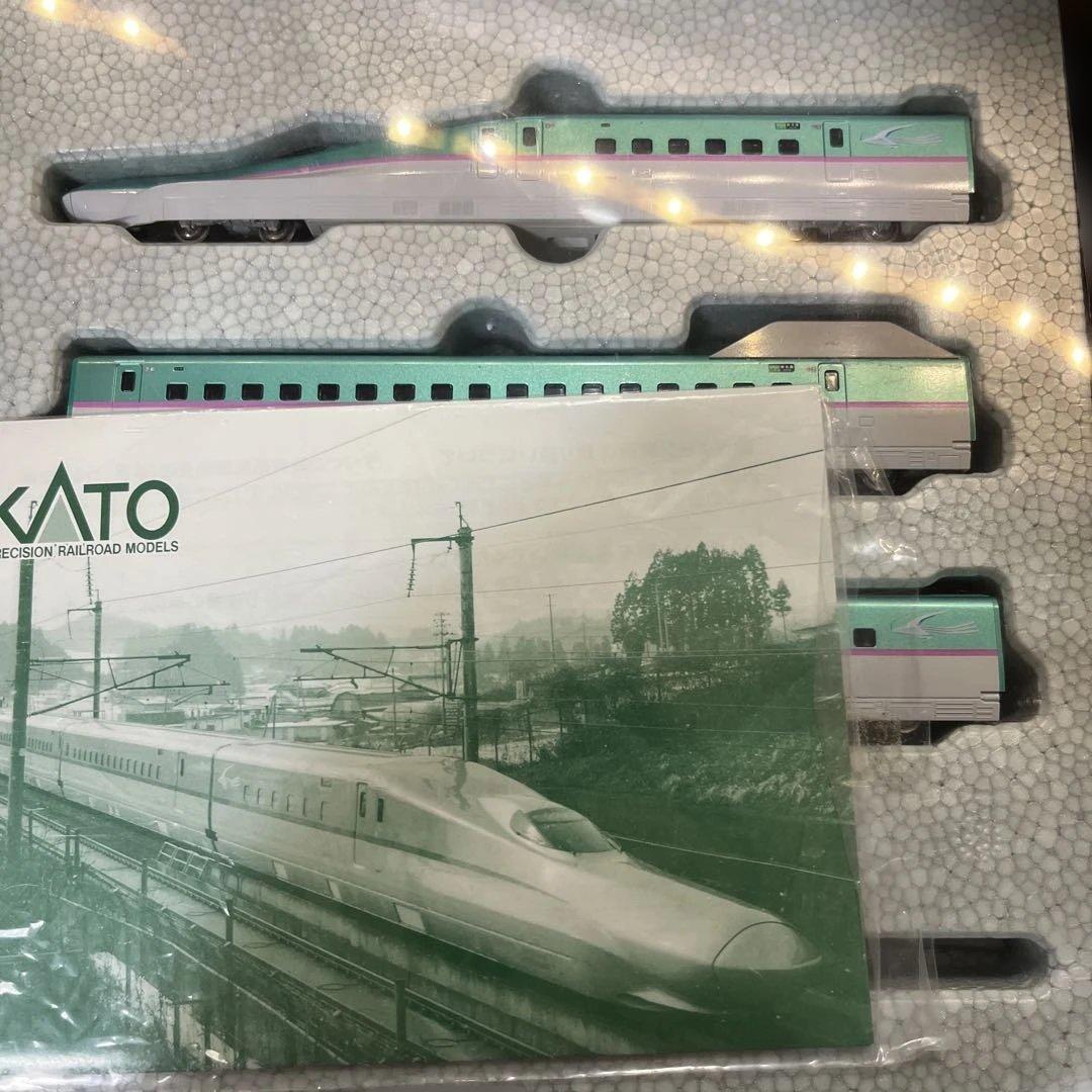 KATO（カトー）製 Nゲージ E5系新幹線「はやぶさ」3両基本セット