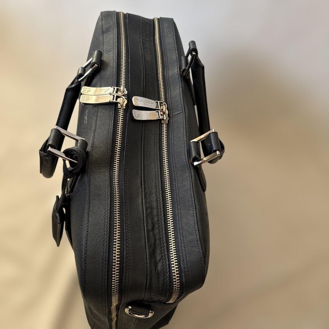 人気✨ペッレモルビダ ビジネスバッグ ネイビーレザー 2層 パソコン