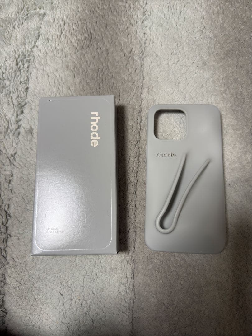 iPhoneアクセサリー rhode lip case iPhone14 promax ヘイリー・ビーバー発【rhode】LIP CASE（携帯ケースのみ） (rhode