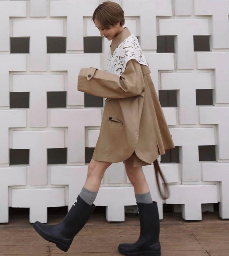 新品未使用 ELLIE エリー ケープトレンチコートベージュ - メルカリ