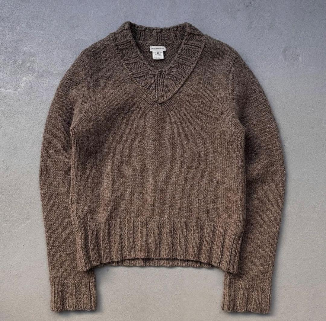 Dries Van Noten Vネック ニット M 美品 ウール　ドリス Dries Van Notenのネイビー Vネックセーターがセール中