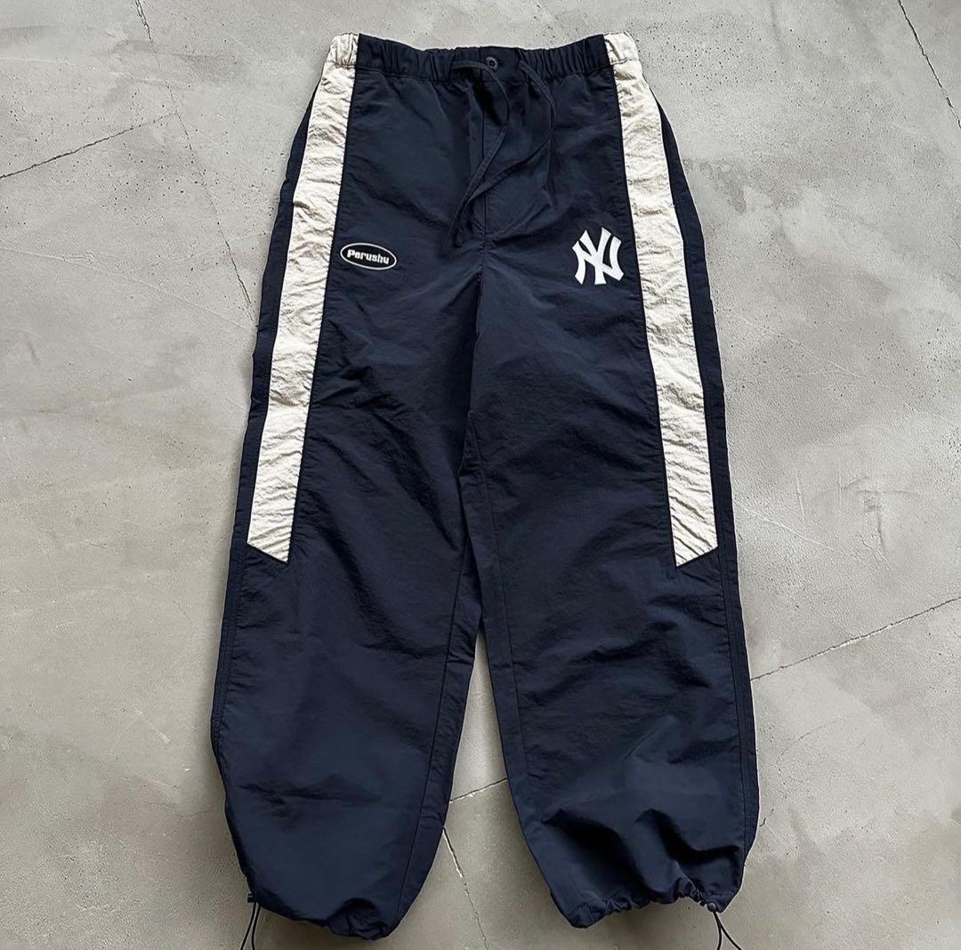 即完売】Perushu × MLB セットアップ - メルカリ