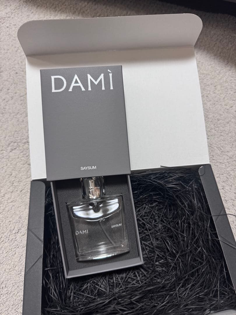 KEIJU DAMI × SAYSUM（香水）