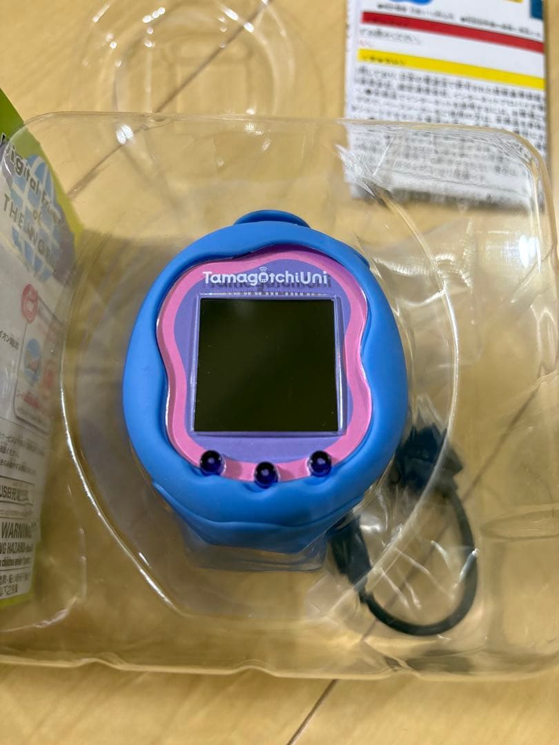 Tamagotchi Uni 青 - メルカリ