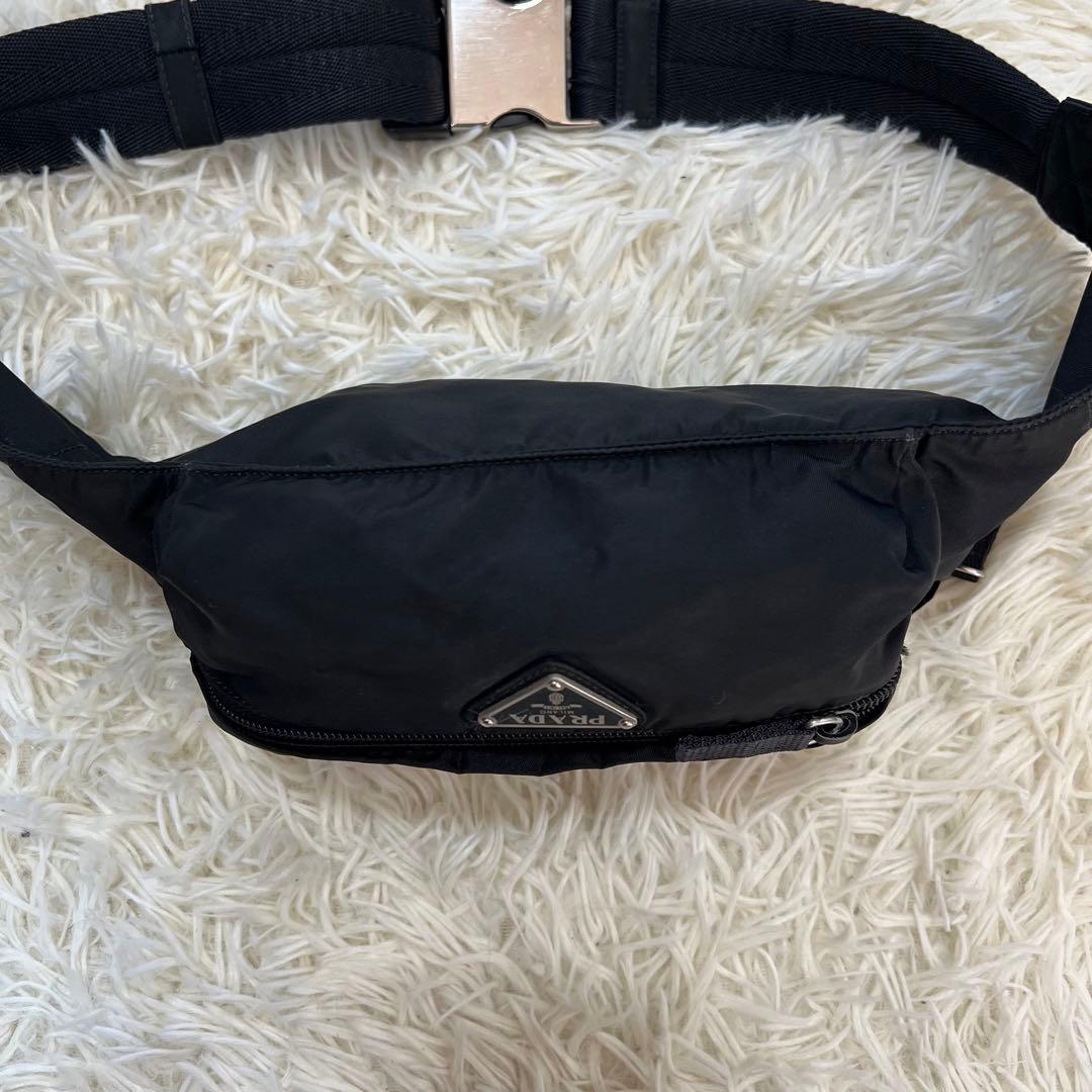 極美品】プラダ ボディバッグ 三角ロゴ ナイロン ブラック 白タグ