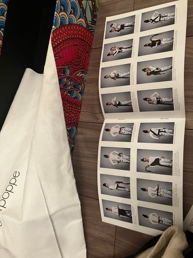 アーティポッペ 抱っこ紐 同色よだれカバーおまけつき - メルカリ