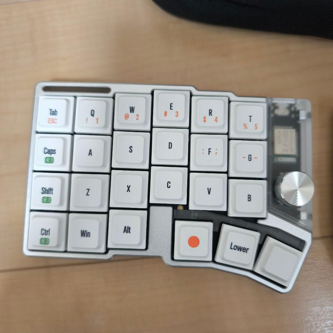 Cornix LP 左右分離型キーボード 本体 - メルカリ