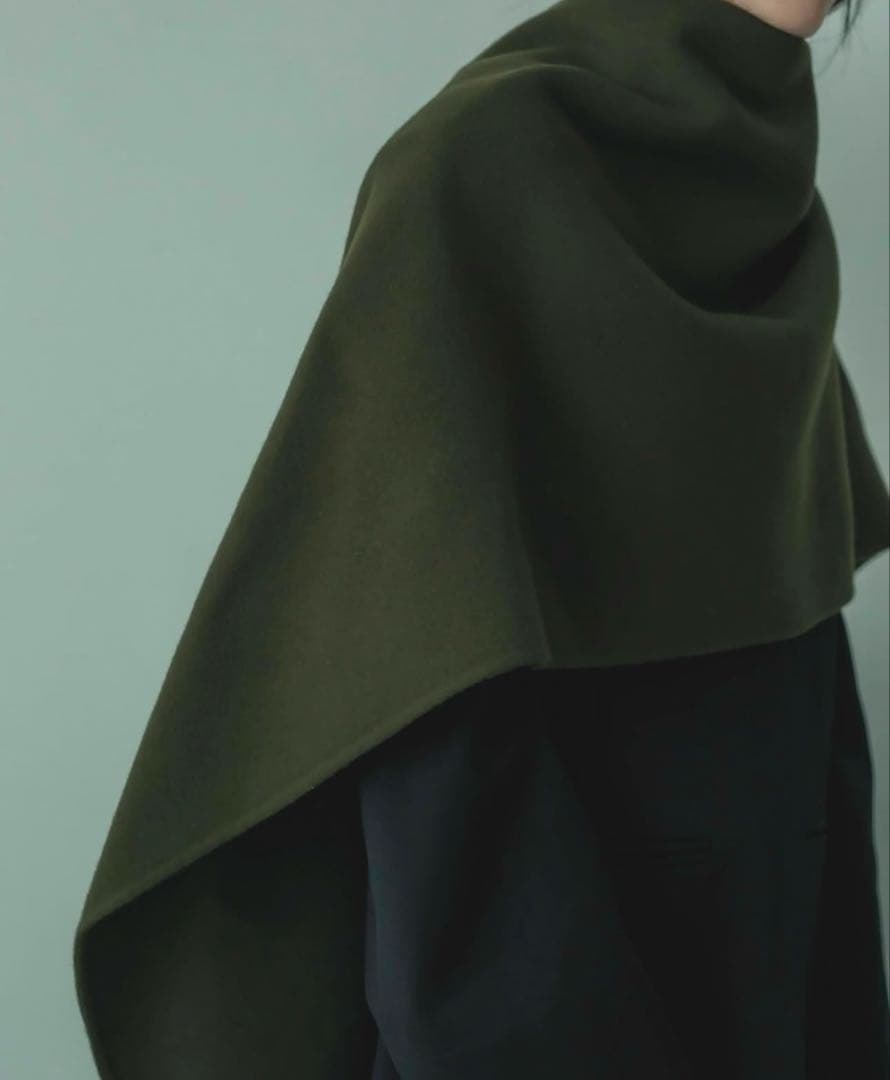 digne ディニュthrow shawl coat - khakiストール - メルカリ