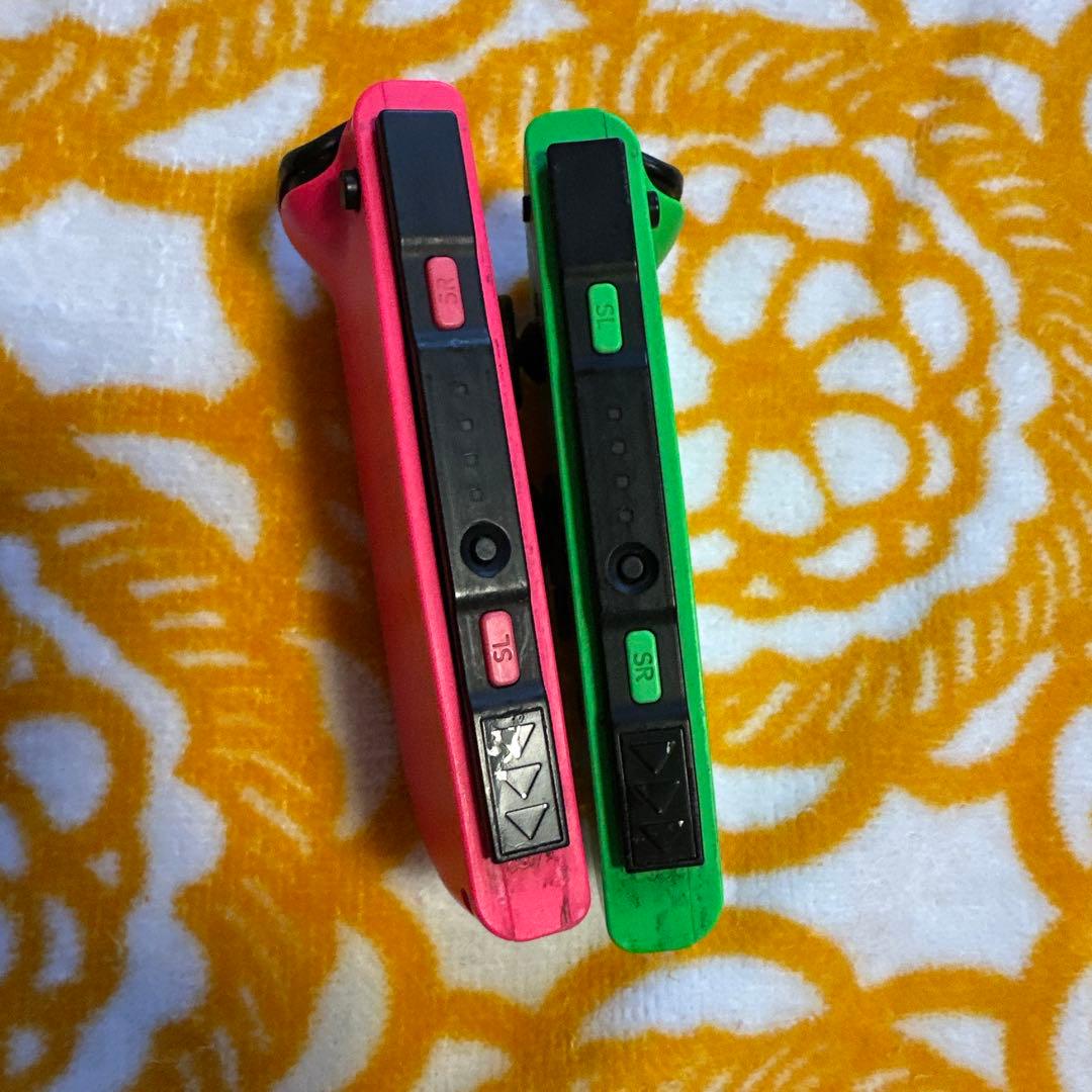 ジャンク品☆*。Nintendo Switch ジョイコン 緑と赤 - メルカリ