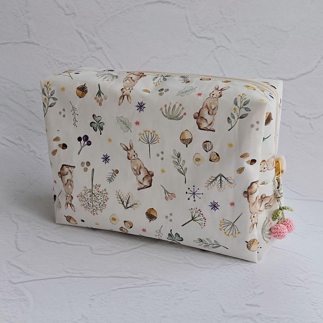 まっきー様専用オーダーページ】マザーズバッグ 保冷ポーチ うさぎ