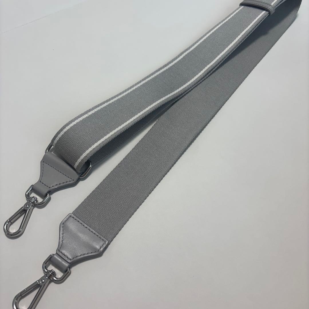 ANTEPRIMA ショルダーストラップ グレー トラコッラ - メルカリ