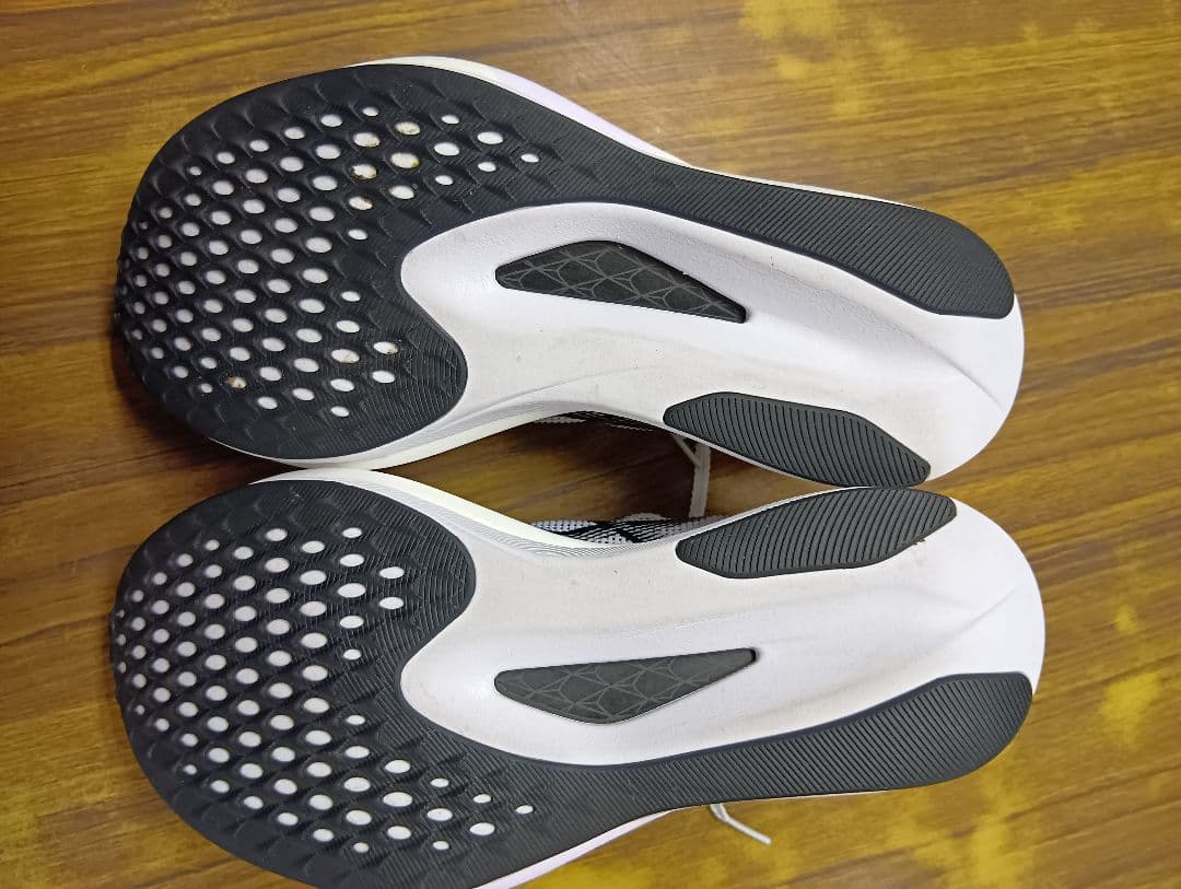 ASICS マジックスピード5 26.0cm ホワイト/ブラック