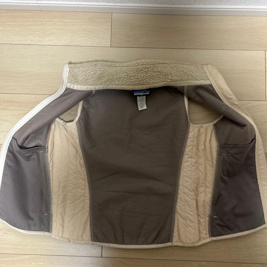 patagonia フリースベスト クリーム XS - メルカリ