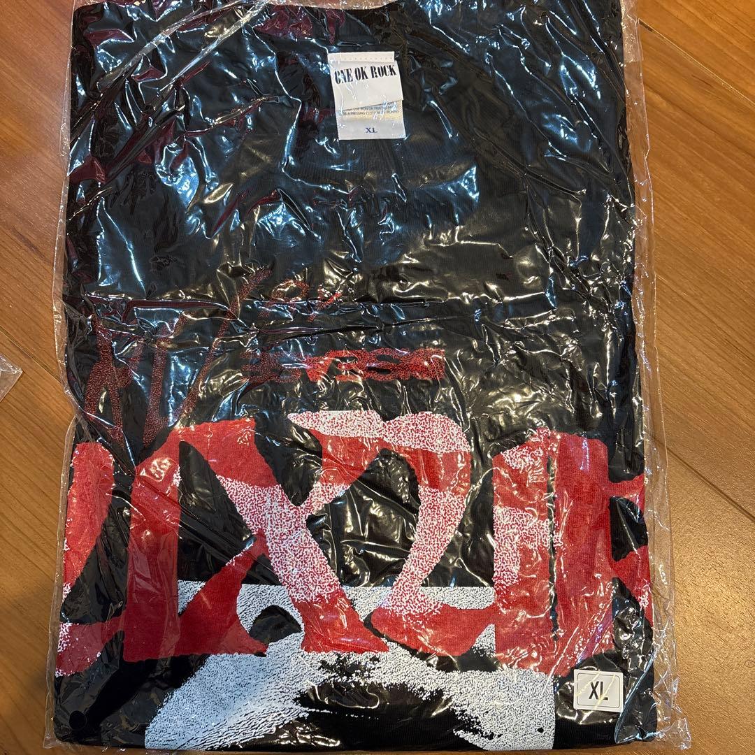 ワンオク　Tシャツ２枚セット　xl 2026年最新】one ok rock tシャツ xlの人気アイテム - メルカリ