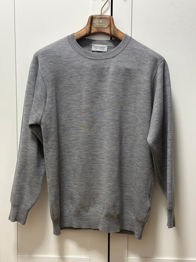 JOHN SMEDLEY グレー セーター S JOHN SMEDLEY（ジョンスメドレー） セーター ニット Vネック長袖