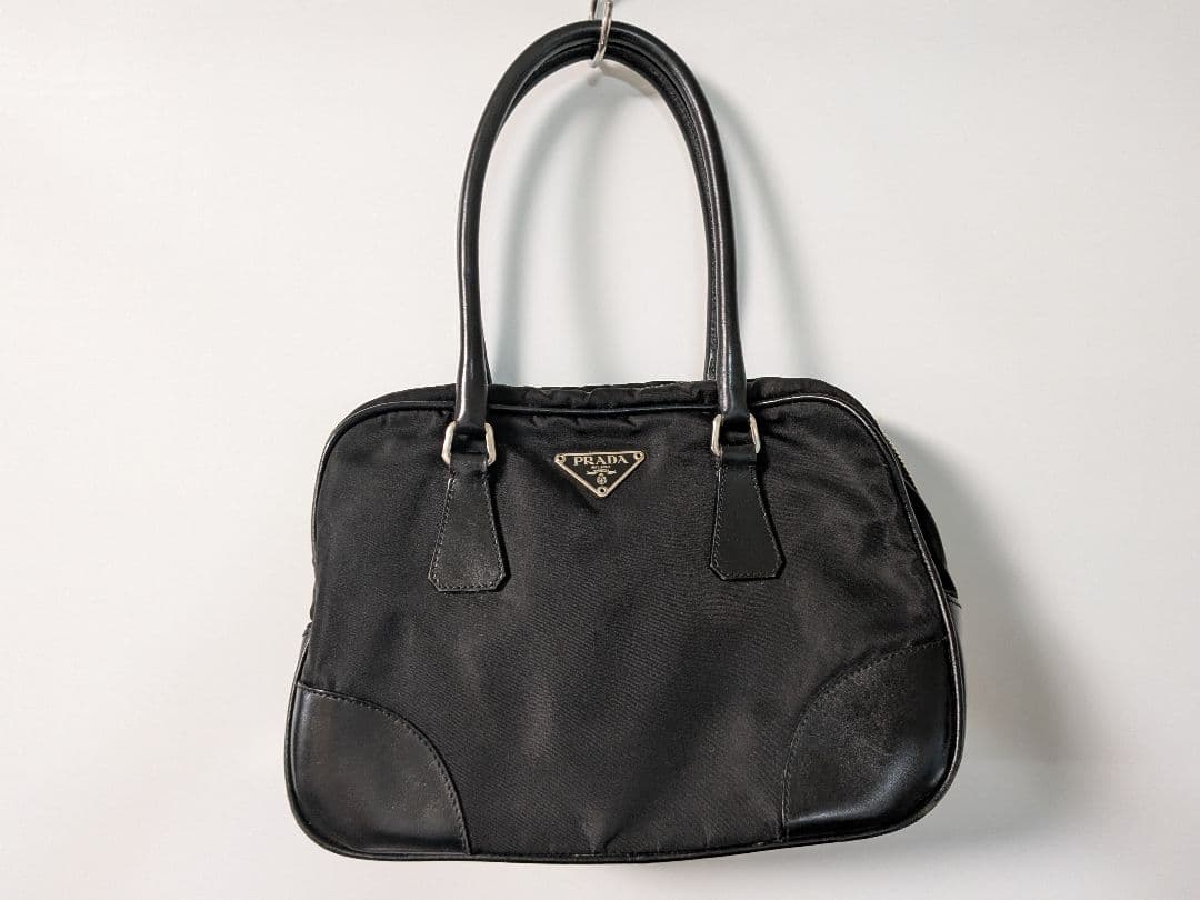 【あんしん鑑定】PRADA　サフィアーノ PRADA プラダ サフィアーノトライアングル財布 匿名配送 あんしん鑑定