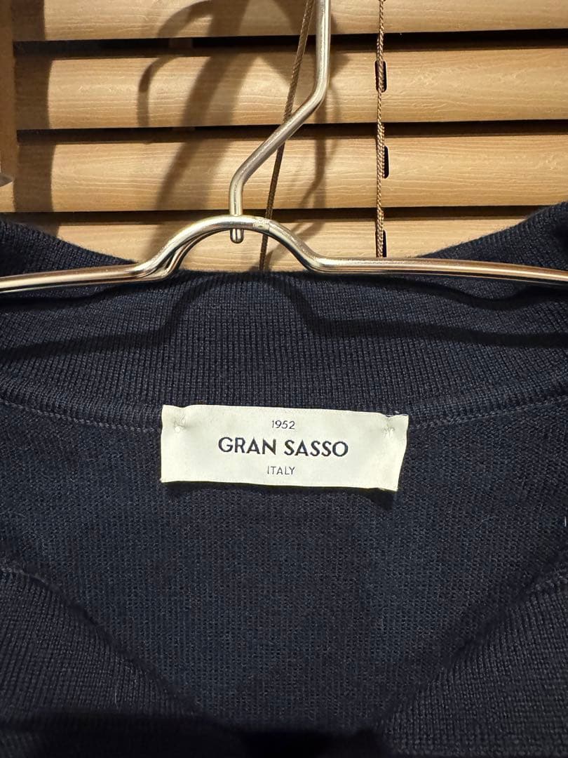 Gran Sasso＞ 12ゲージ メリノウール スキッパーニット 紺ネイビー