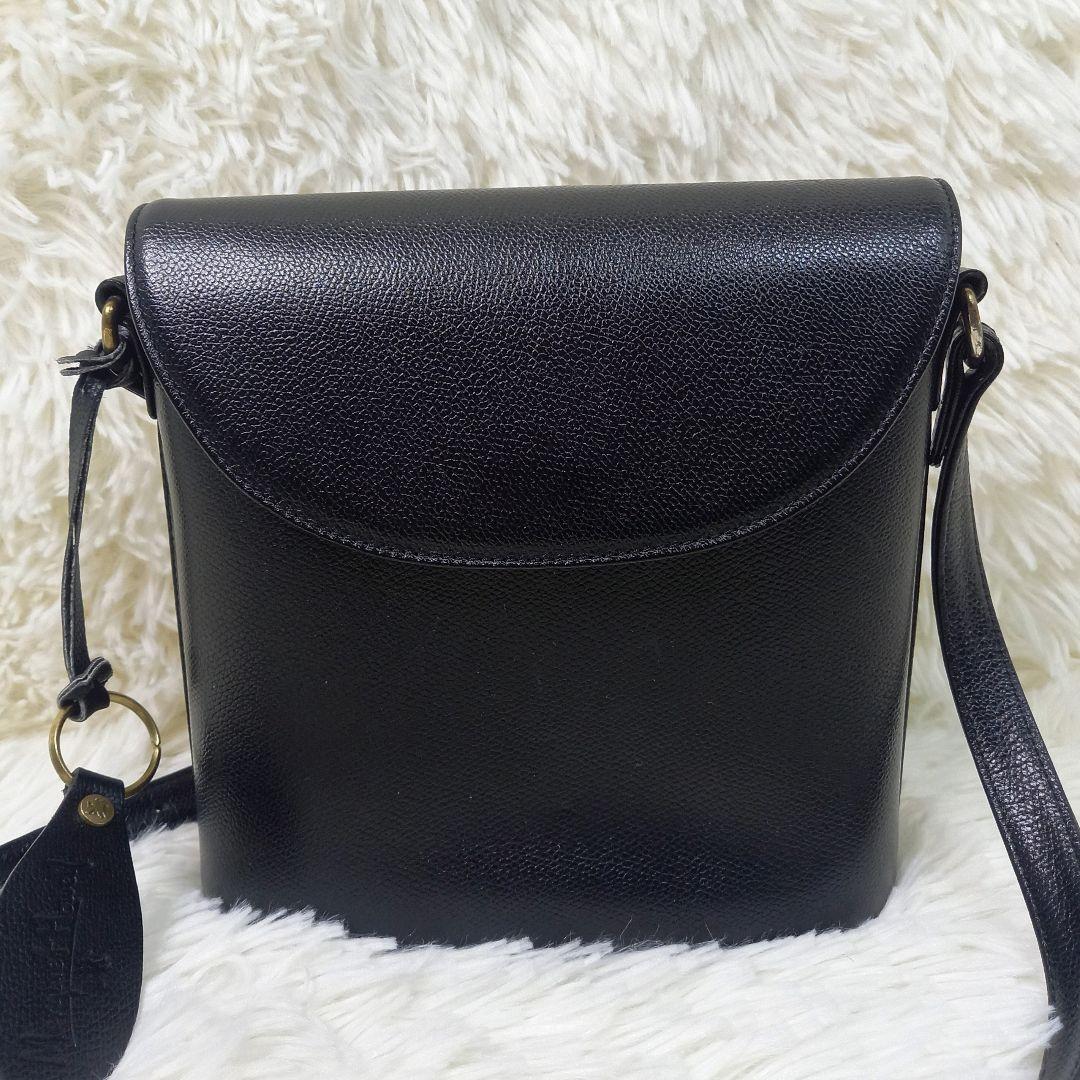 美品✨マーガレットハウエル レザーショルダーバッグ フラップ