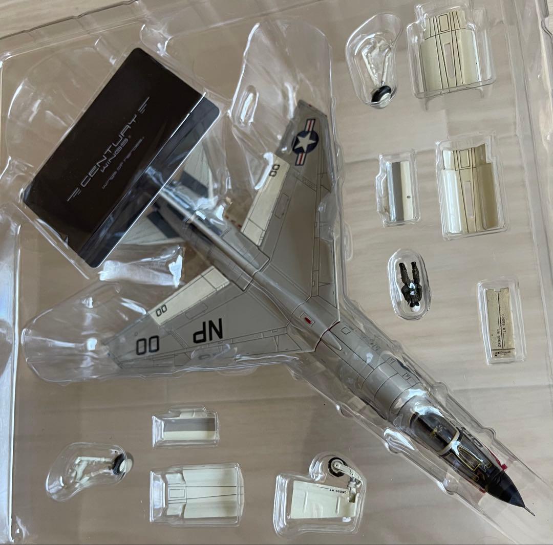絶版希少新品 センチュリーウイングス/ 1/72 米海軍 F-8E
