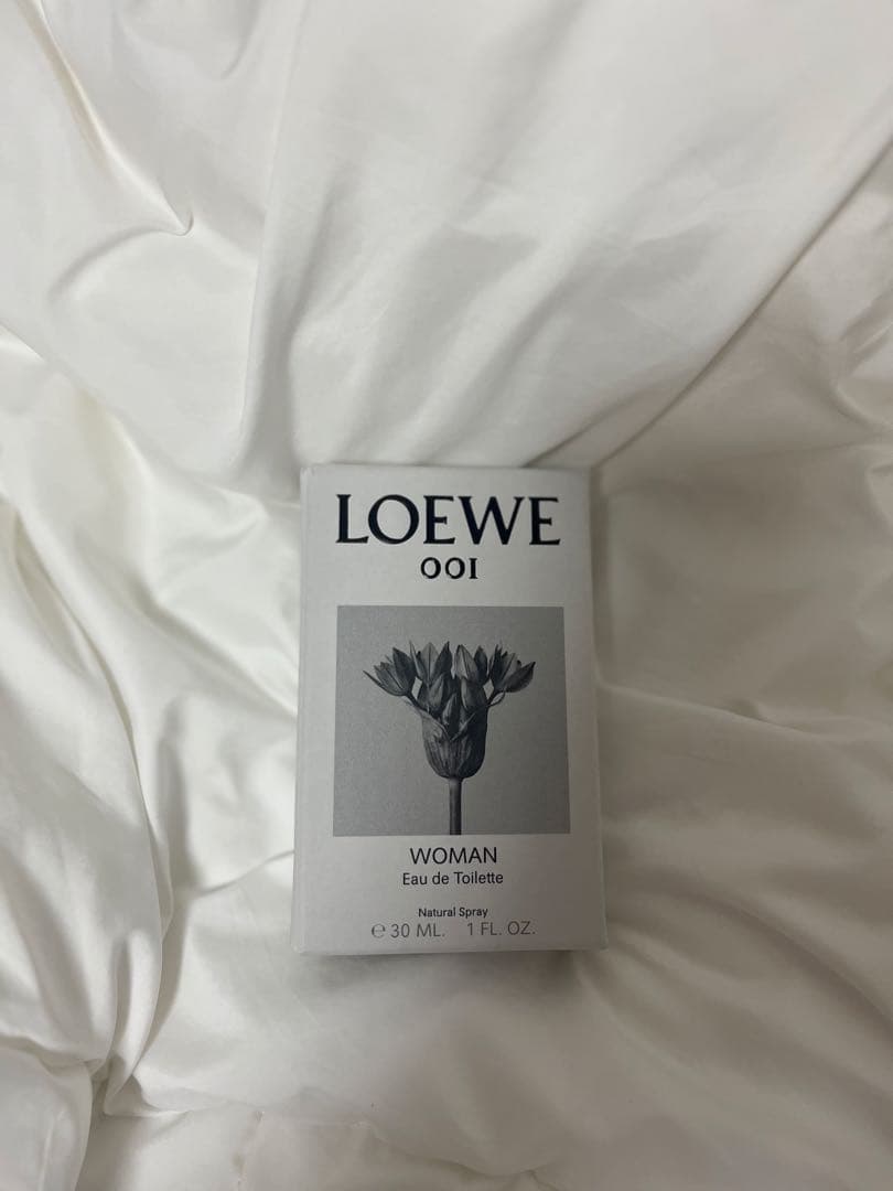 ロエベ LOEWE 001 ウーマン オードゥトワレ 30ml 今すぐ購入 ロエベ 001 ウーマン オードゥ トワレ 30ml | ロエベ
