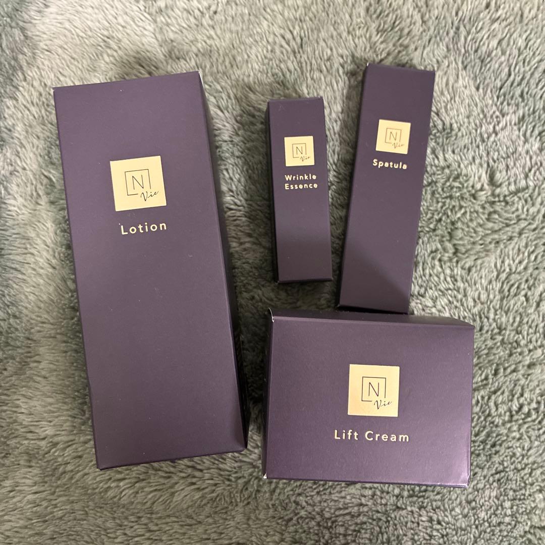 N organic Vie　化粧水・クリーム・美容液・スパチュラのセット Amazon | 【発売記念セット】N organic Vie ヒアルアップ リフト