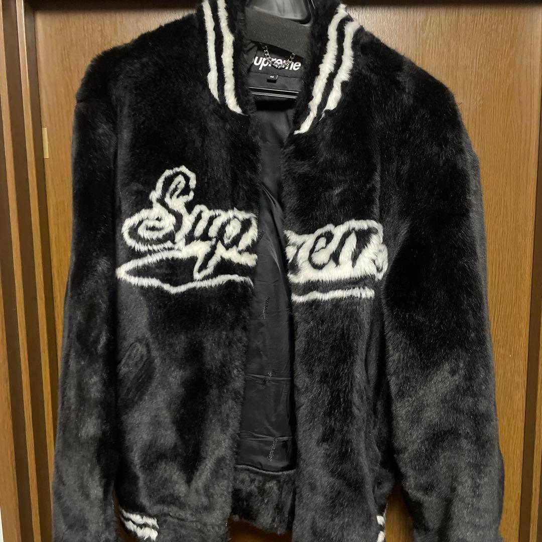 ジ*神様 Supreme ブラックファー スタジャン Mサイズ org.jpg