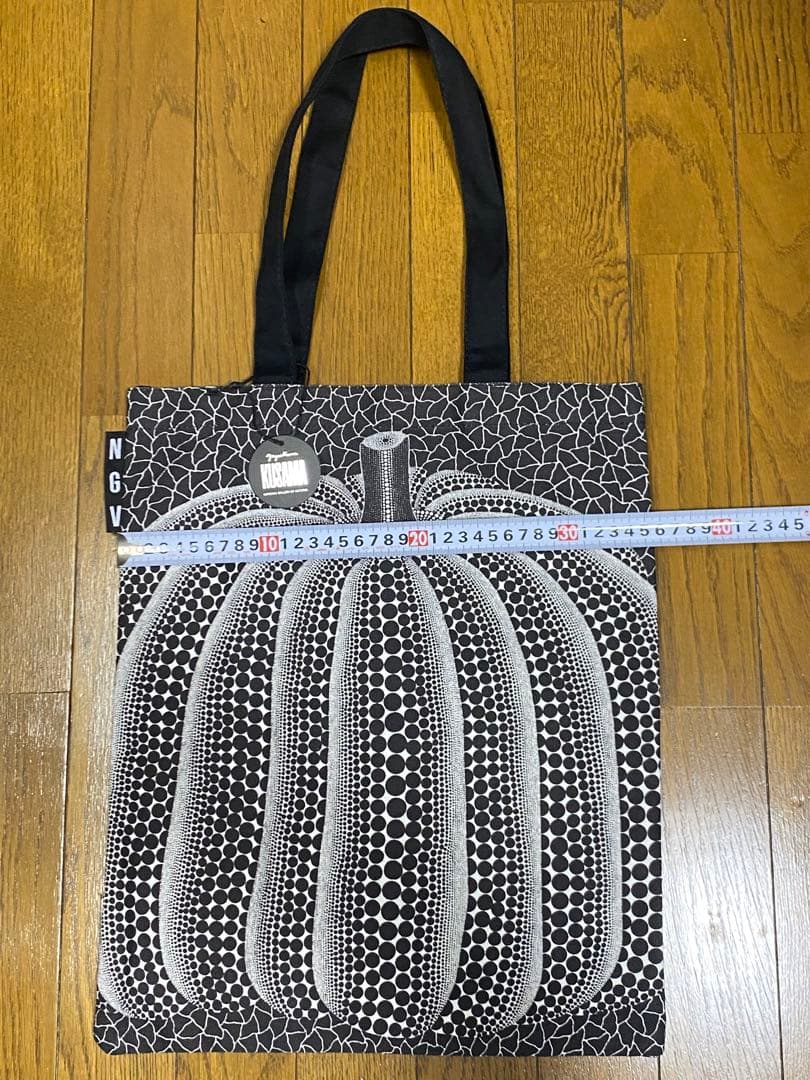 限定 NGV x 草間彌生 かぼちゃ 黒トートバッグ ビクトリア国立美術館