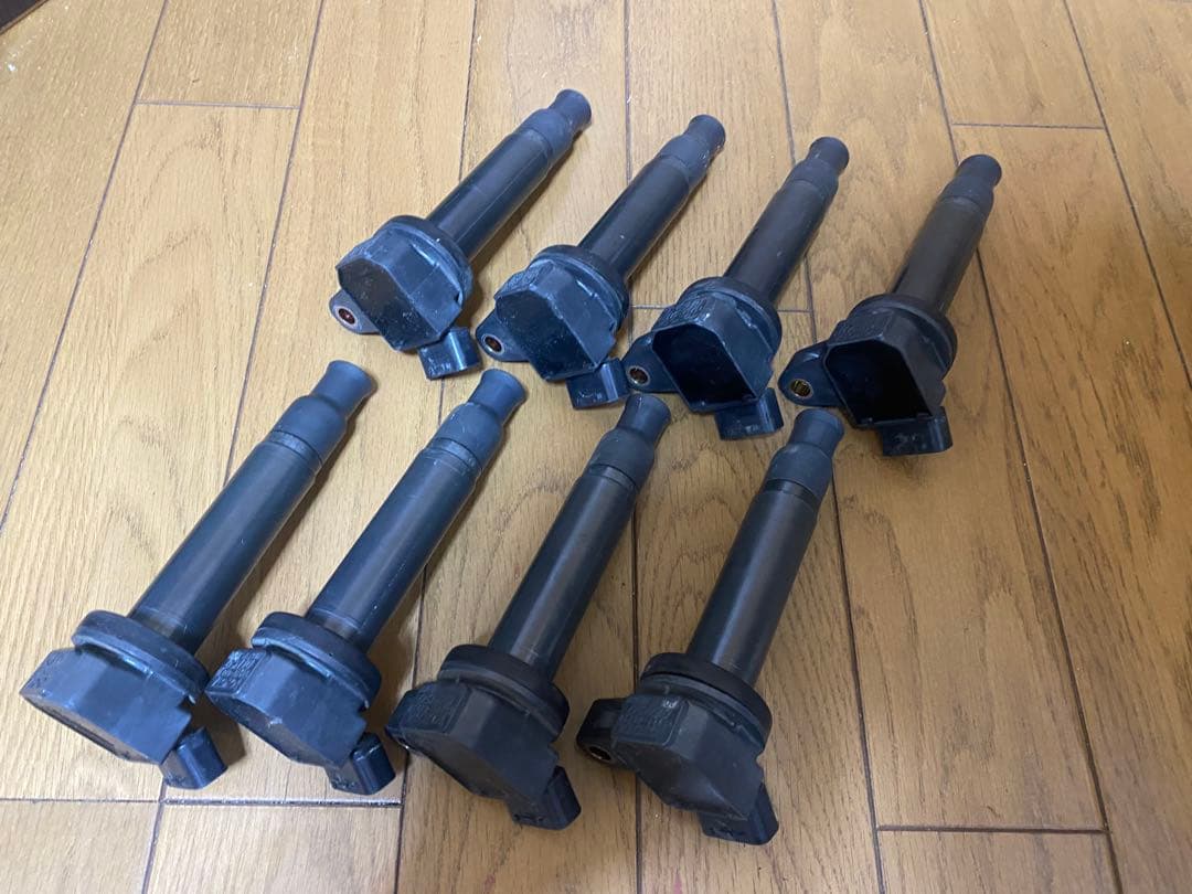 DENSO スパークプラグコイル 90919-02230 8個セット中古 DENSO スパークプラグコイル 90919-02230 8個セット中古 DENSO