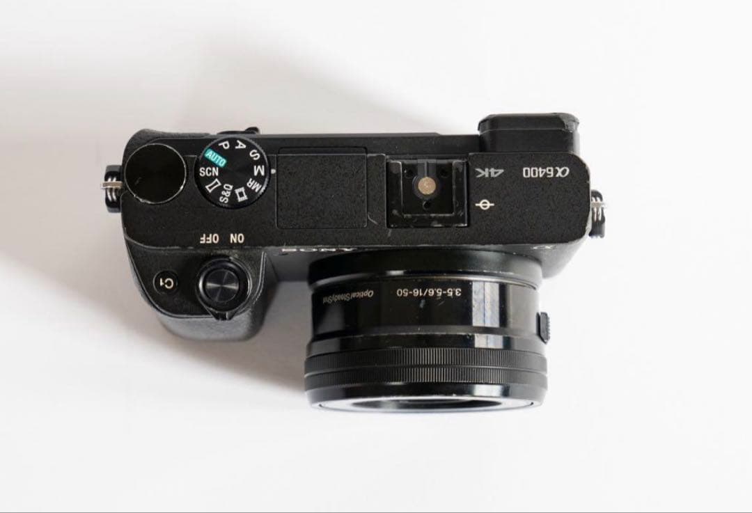 Sony 最終値下げSony α6400 ミラーレスカメラ バッテリー2個充電器付