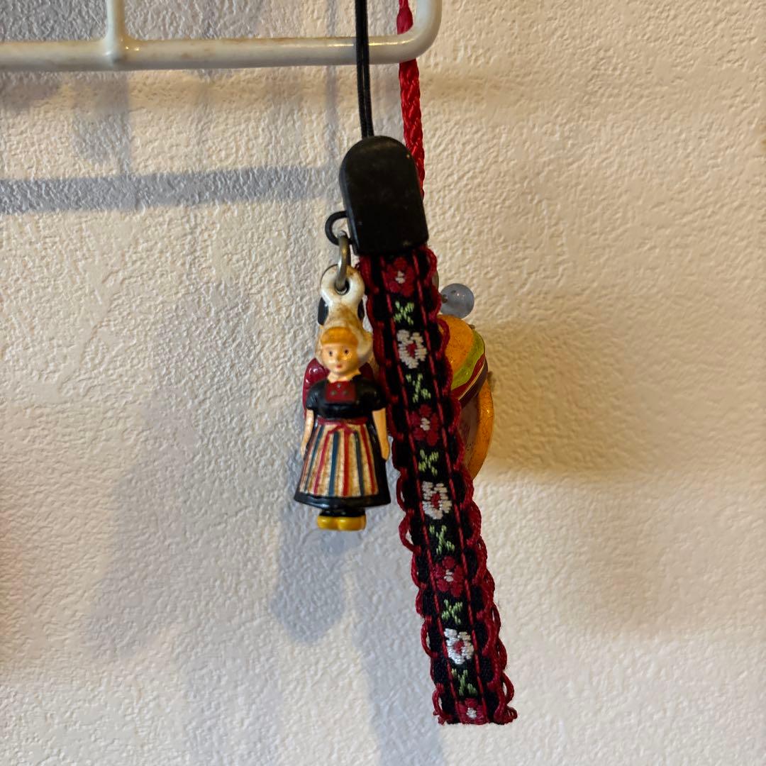 キューピーとキティのストラップ 九州メインのキャラクター ご当地