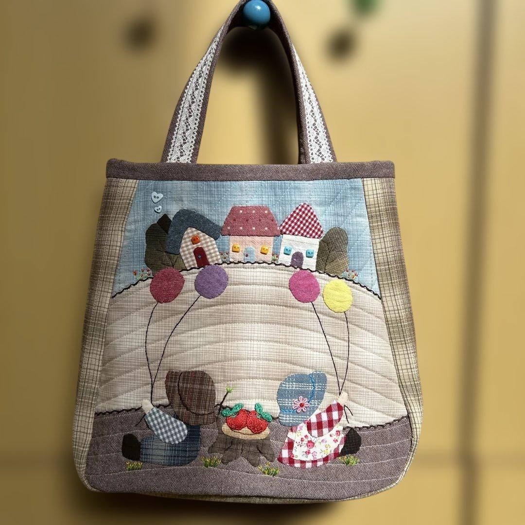 ハンドメイドパッチワークバッグ スーちゃん - メルカリ