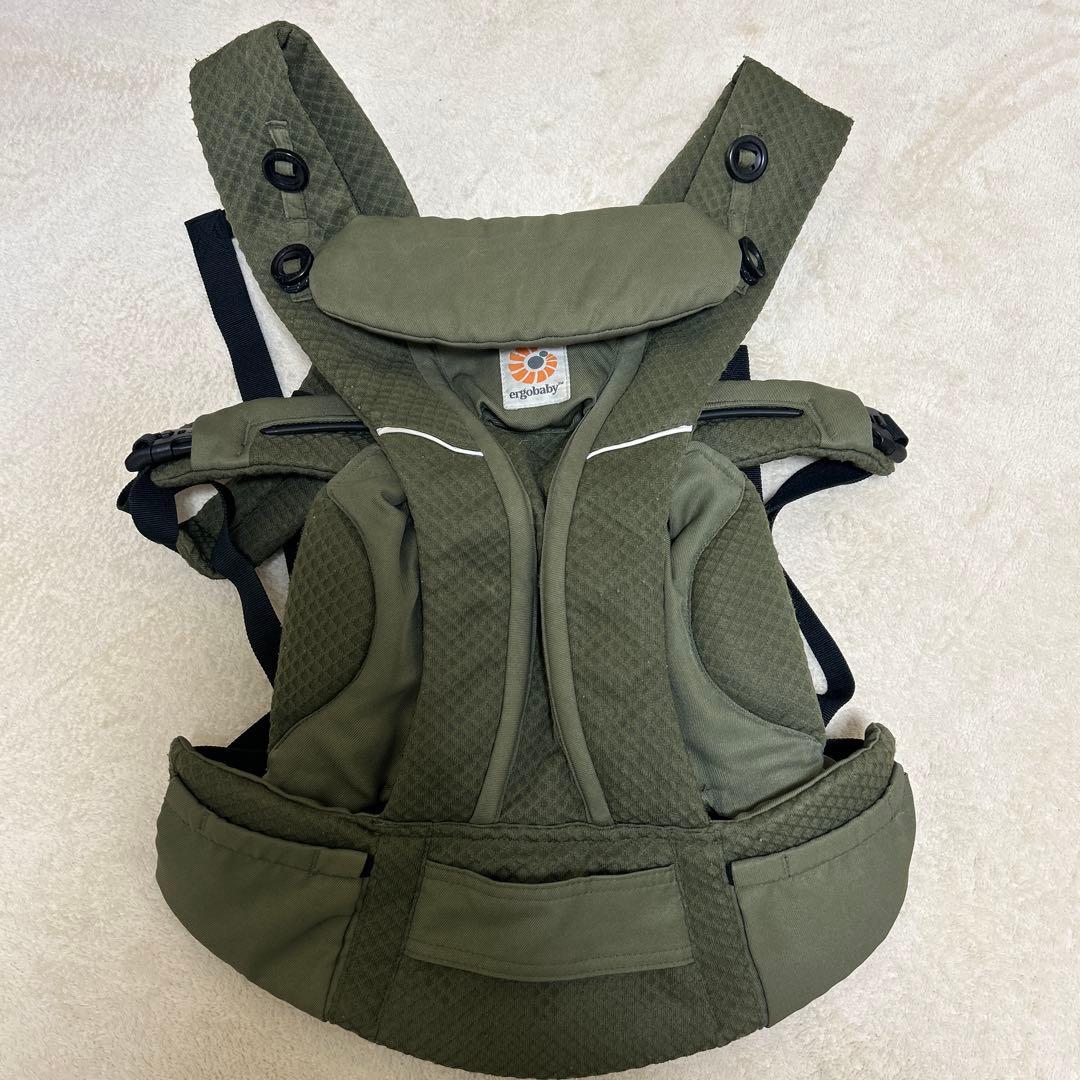 ergobaby OMNI Breeze オリーブ　グリーン Amazon.co.jp: Ergobaby エルゴベビー 抱っこひも OMNI Breeze