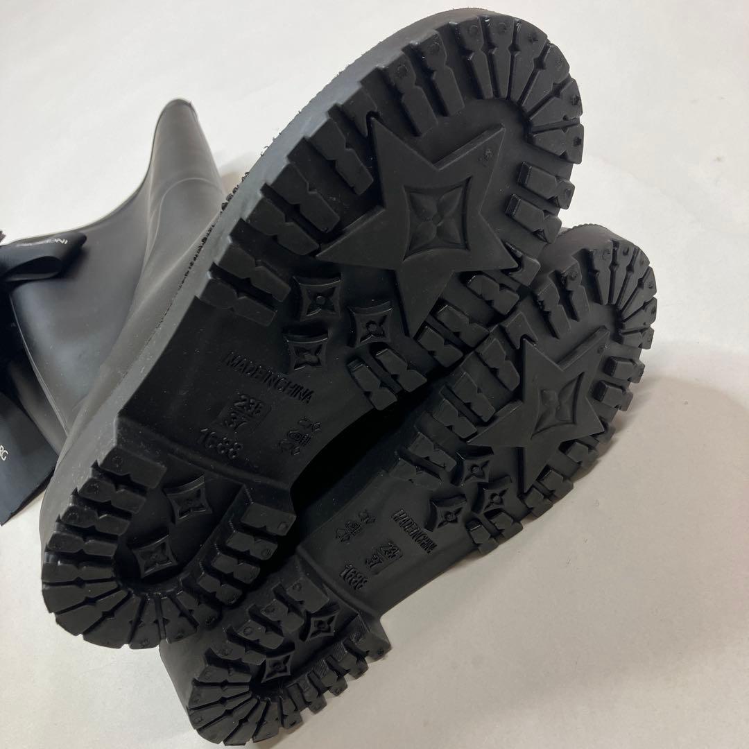 新品未使用】インゲボルグ 黒 カメリアリボン付き レインブーツ/2024年