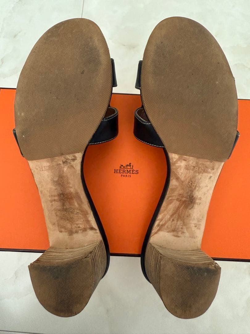 HERMESエルメス　レディスサンダル 《オアジス》黒　38.5