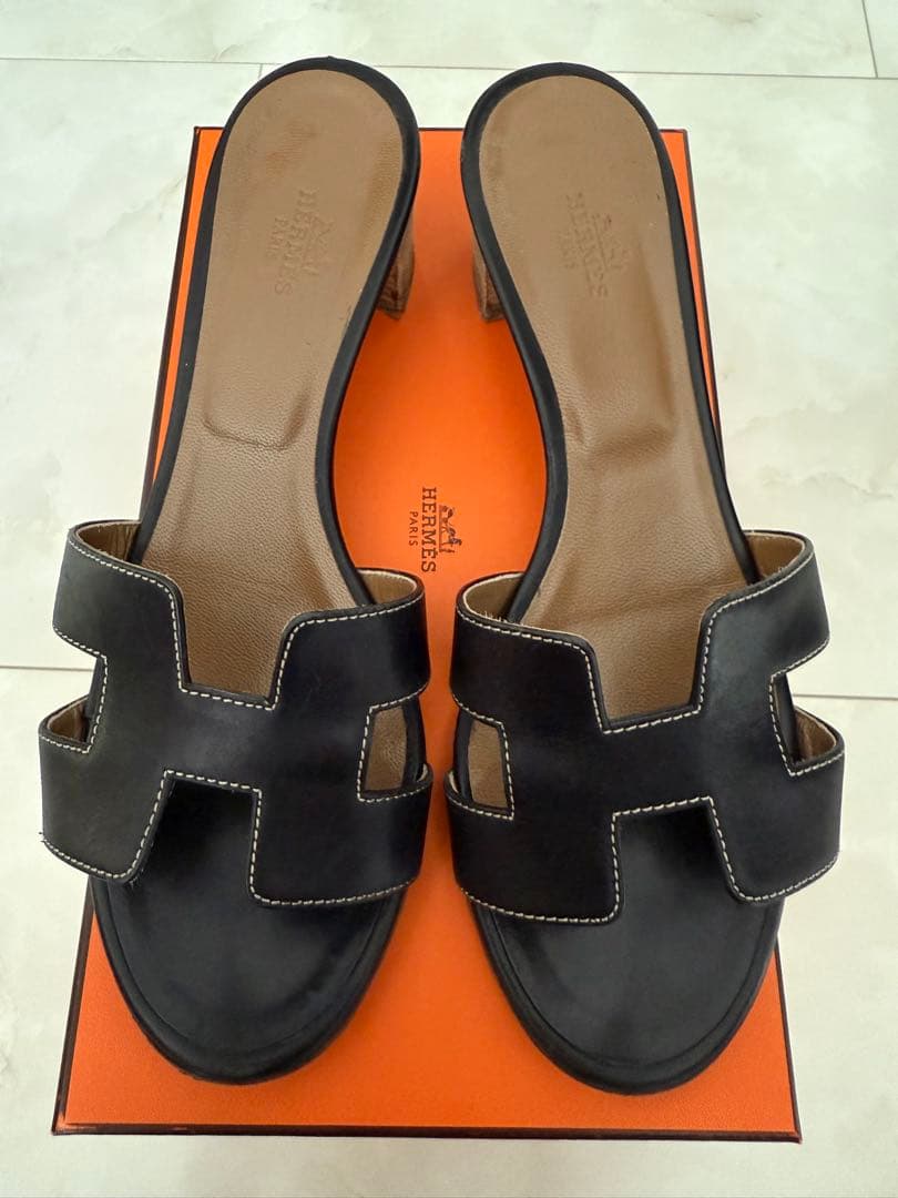 HERMESエルメス　レディスサンダル 《オアジス》黒　38.5