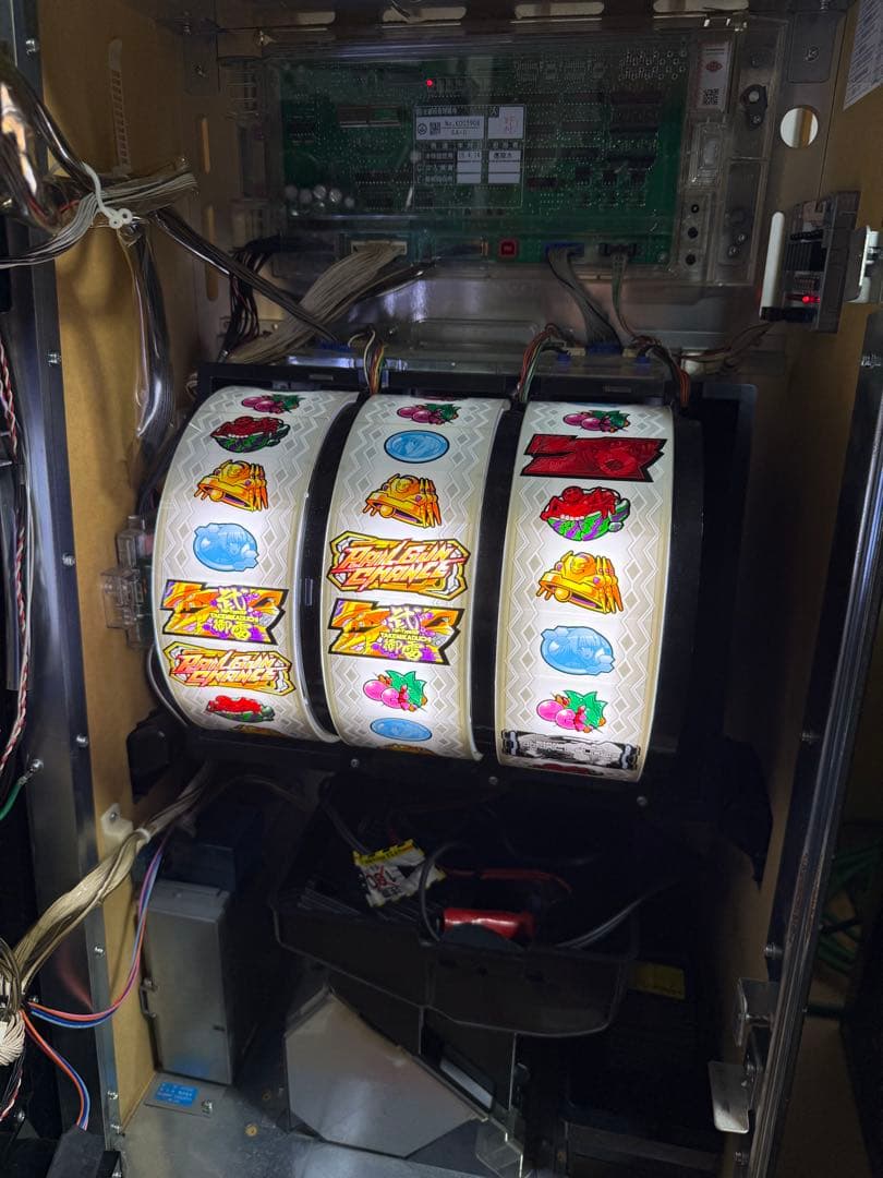 にくにく様専用】 トータルイクリプス 実機 - メルカリ