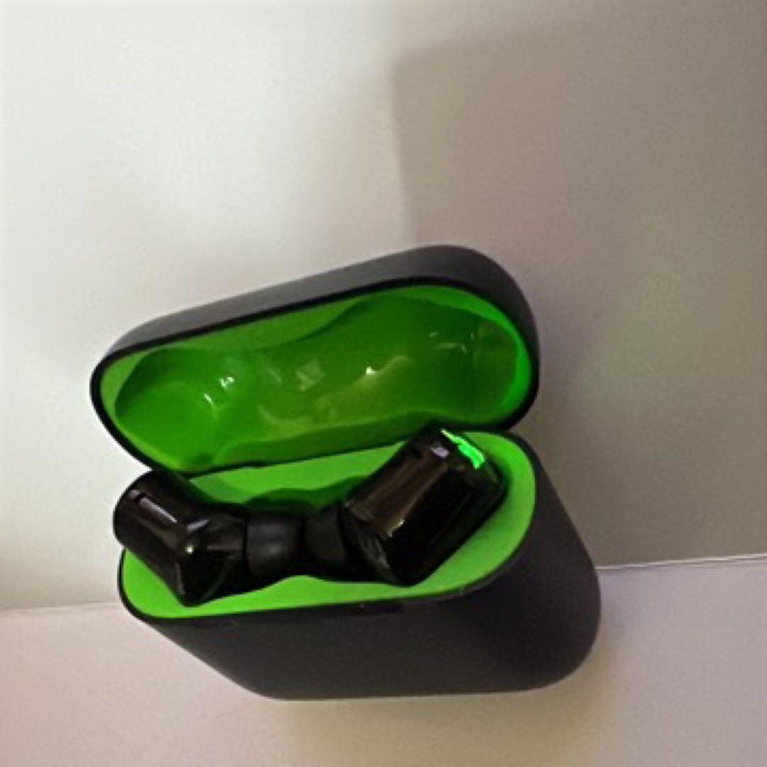 RAZER ワイヤレスイヤホンPro動作確認済みです - メルカリ