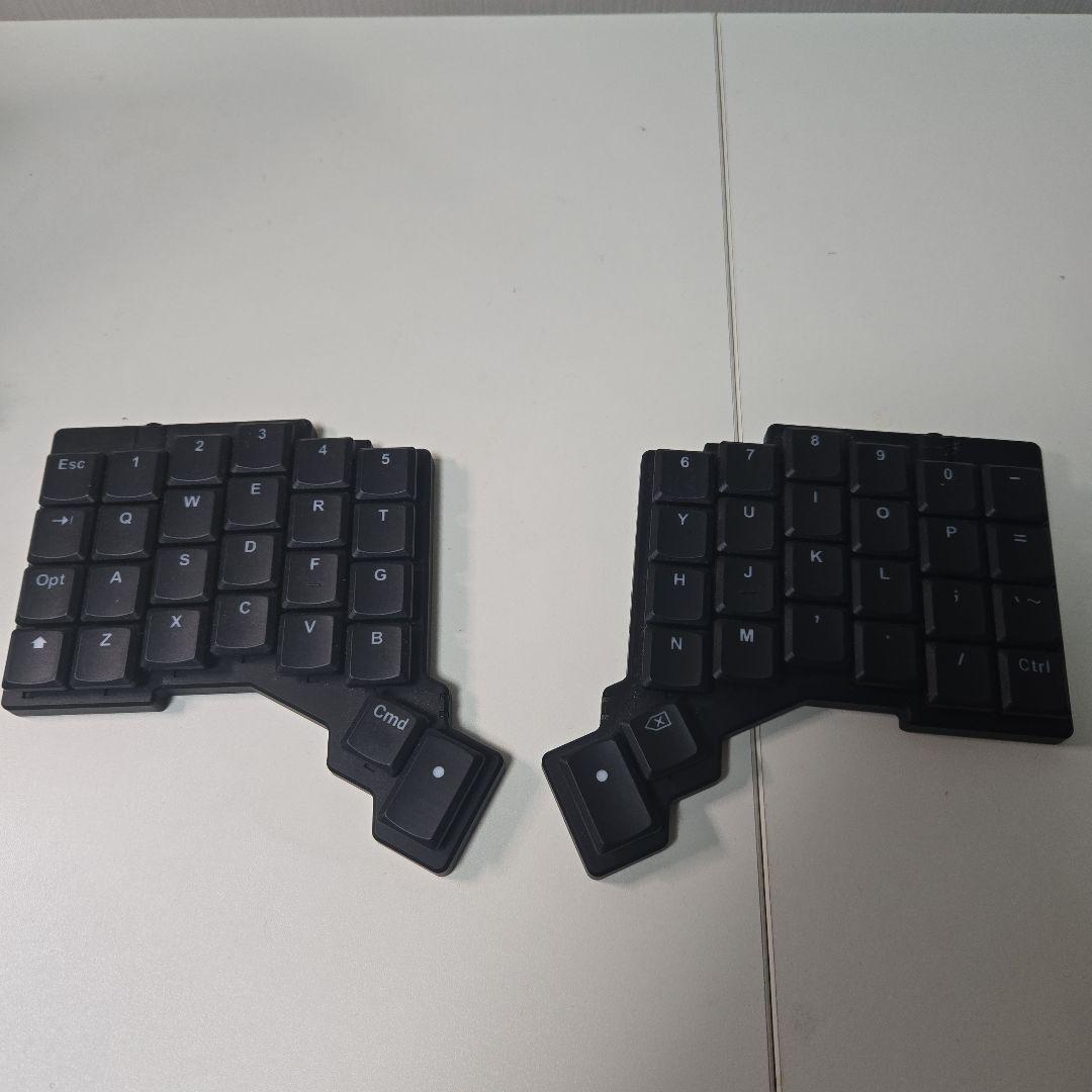 F*t様 ZSA Voyager 左右分割キーボード - メルカリ